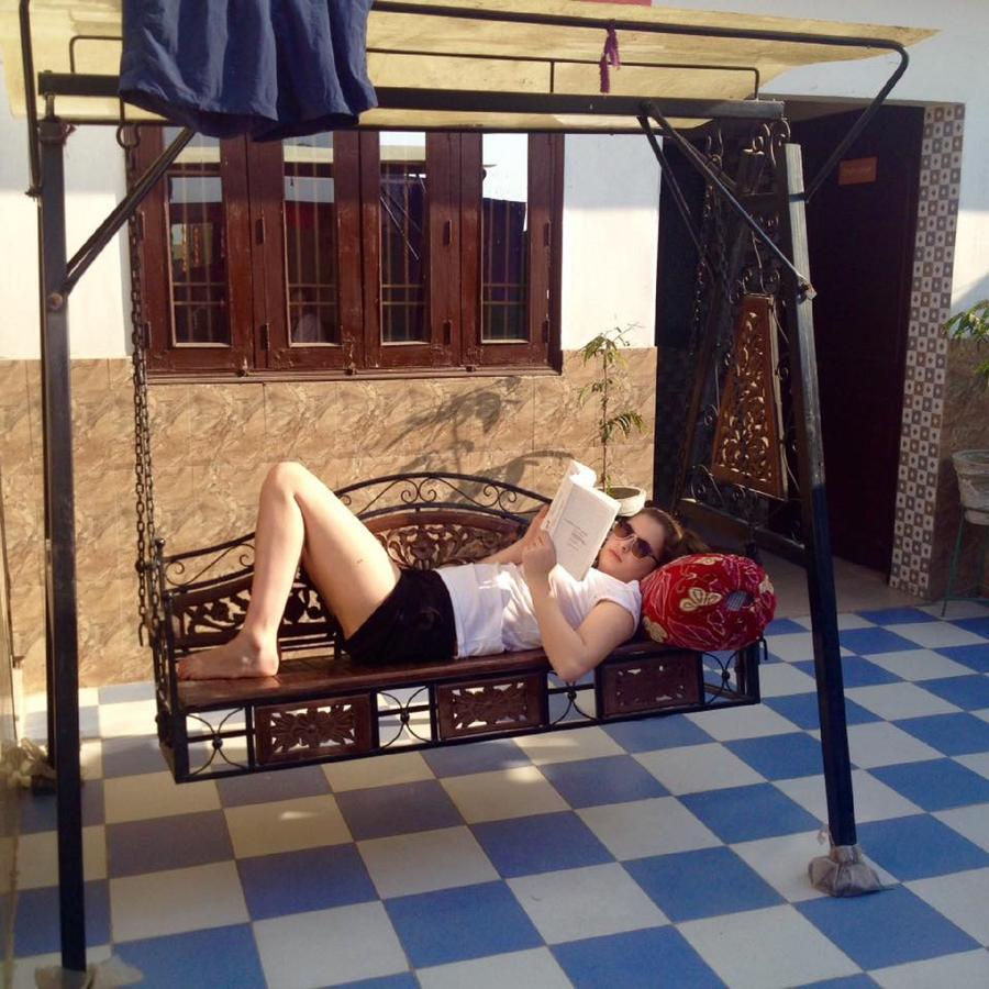 Friends Guest House & Hostel Агра Екстериор снимка